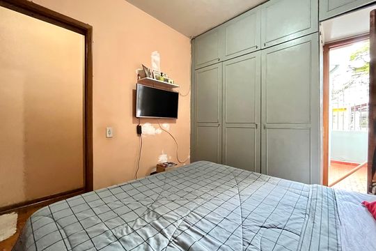 Quarto 2 de casa à venda com 3 quartos, 157m² em Conjunto Residencial Jardim Canaa, São Paulo
