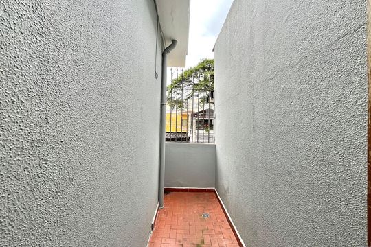 Varanda do Quarto 2 de casa à venda com 3 quartos, 157m² em Conjunto Residencial Jardim Canaa, São Paulo
