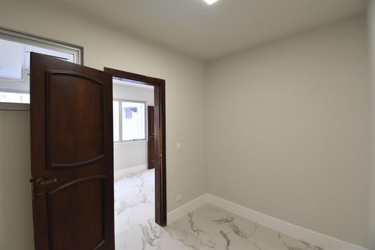 Quarto de Serviço de apartamento à venda com 4 quartos, 199m² em Bigorrilho, Curitiba