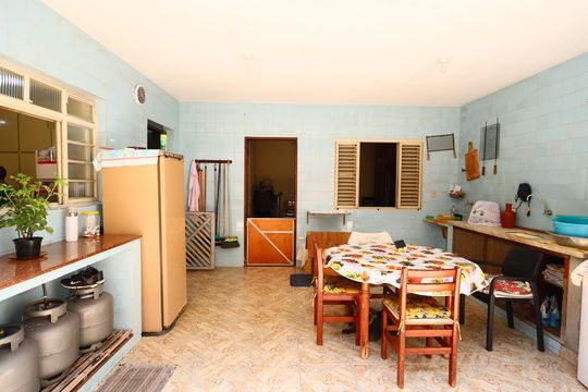 Área externa de casa à venda com 4 quartos, 250m² em Jardim D’abril, Osasco