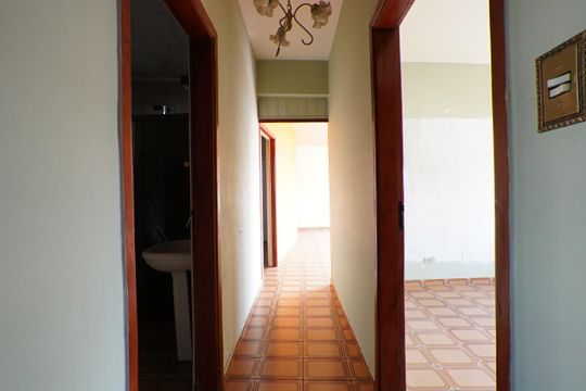 Corredor de apartamento à venda com 3 quartos, 81m² em Cambuci, São Paulo