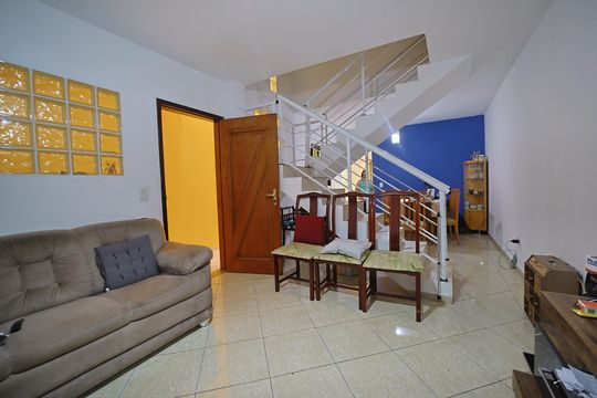 Casa à venda com 3 quartos, 160m² em Parque Boturussu, São Paulo