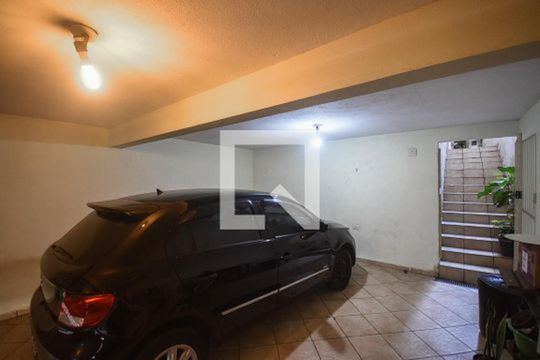 Garagem de casa para alugar com 3 quartos, 125m² em Jardim America, Taboão da Serra