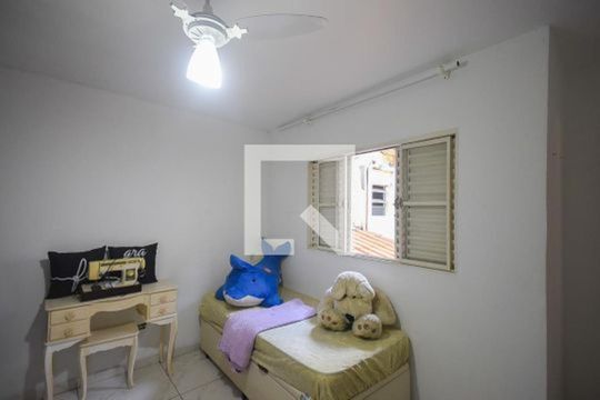 Quarto 2 de casa para alugar com 3 quartos, 125m² em Jardim America, Taboão da Serra
