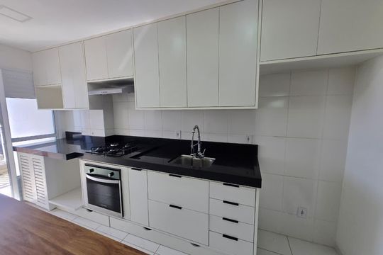 Cozinha de apartamento para alugar com 2 quartos, 81m² em Piracangaguá, Taubaté