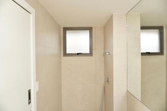 Suíte - Banheiro  de apartamento à venda com 1 quarto, 54m² em São Pedro, Belo Horizonte