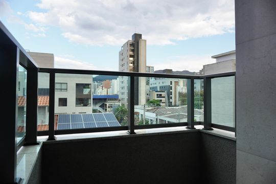 Sala - Varanda de apartamento à venda com 1 quarto, 54m² em São Pedro, Belo Horizonte