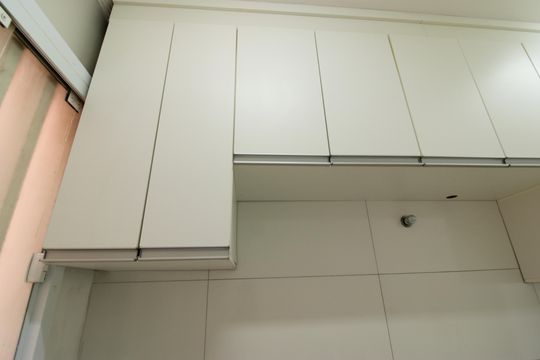 Cozinha - Armários de apartamento para alugar com 2 quartos, 54m² em Jardim Saira, Sorocaba