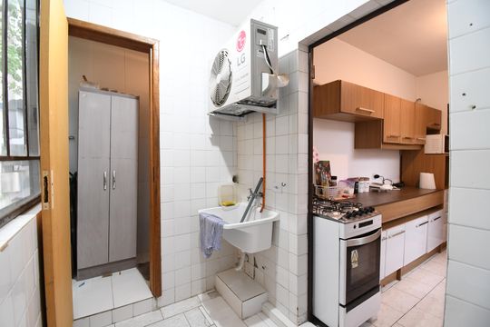 Área de Serviço de apartamento para alugar com 3 quartos, 84m² em Batel, Curitiba