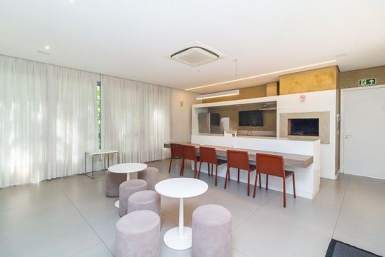 Área comum de kitnet/studio para alugar com 1 quarto, 49m² em São João, Porto Alegre