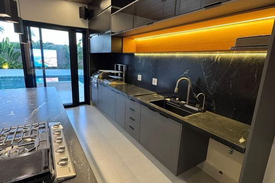 Área gourmet de casa de condomínio à venda com 3 quartos, 500m² em Jardim Indaiatuba Golf, Indaiatuba