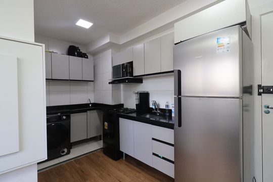 Cozinha de apartamento para alugar com 2 quartos, 35m² em Usina Piratininga, São Paulo