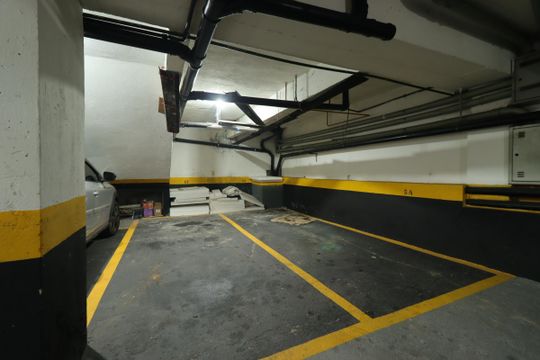 Garagem de apartamento à venda com 2 quartos, 45m² em Parque das Nações, Santo André