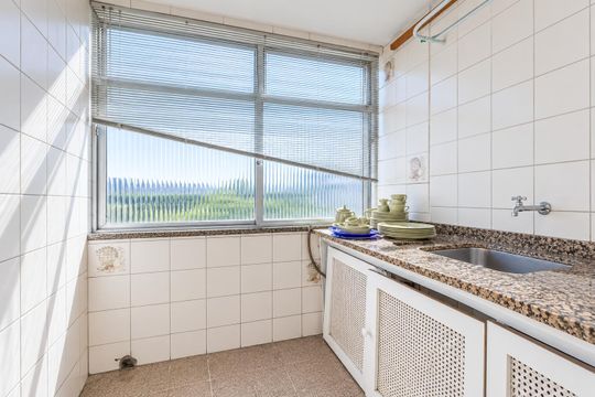 Área de serviço de apartamento para alugar com 1 quarto, 45m² em Cristal, Porto Alegre
