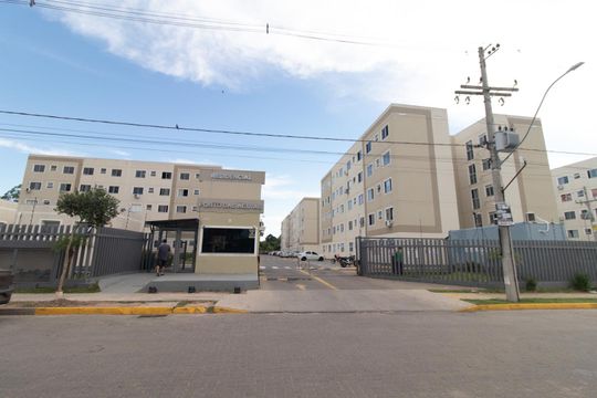 Fachada de apartamento à venda com 2 quartos, 44m² em Restinga, Porto Alegre