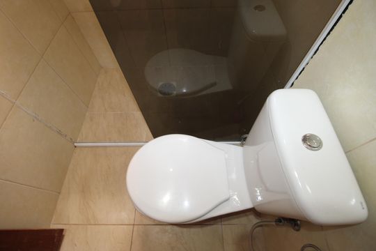 Banheiro de casa para alugar com 1 quarto, 70m² em Fazenda Itaim, São Paulo