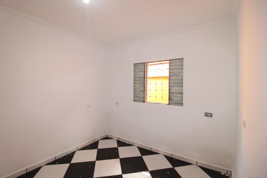 Quarto de casa para alugar com 1 quarto, 70m² em Fazenda Itaim, São Paulo