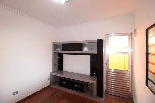 Sala de casa para alugar com 1 quarto, 70m² em Fazenda Itaim, São Paulo