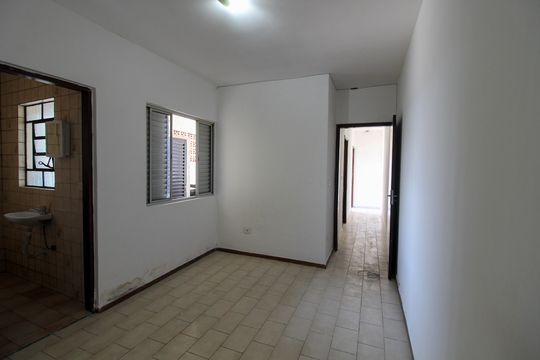Casa para alugar com 2 quartos, 40m² em Jardim Dabril, São Paulo