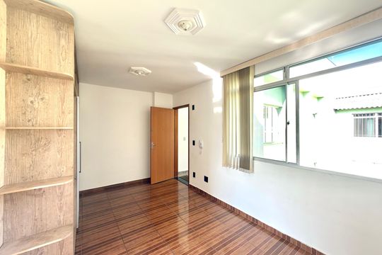 Sala de apartamento para alugar com 2 quartos, 50m² em Alvorada, Contagem