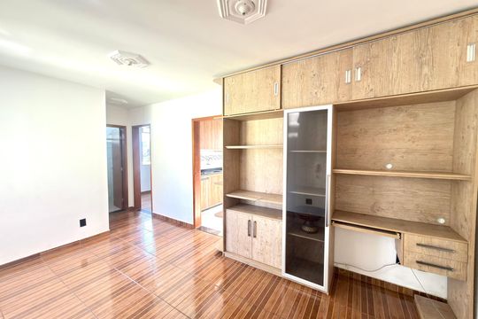 Apartamento para alugar com 2 quartos, 50m² em Alvorada, Contagem