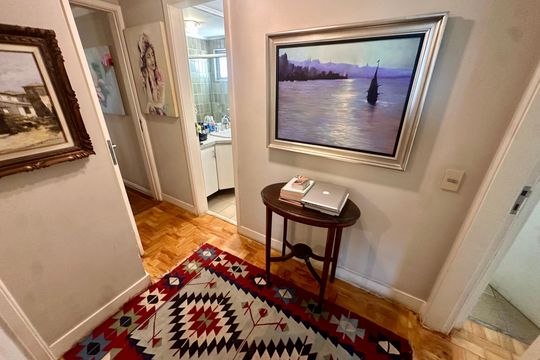 Corredor de apartamento à venda com 4 quartos, 160m² em Santo Amaro, São Paulo