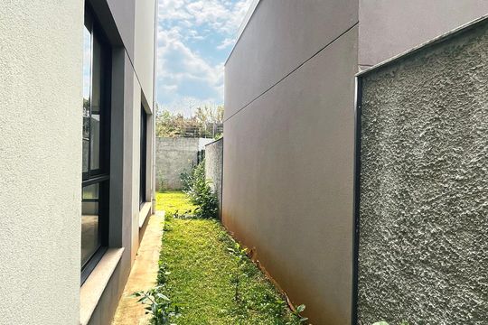 Casa de Condomínio à venda com 3 quartos, 220m² em Alphaville Dom Pedro, Campinas