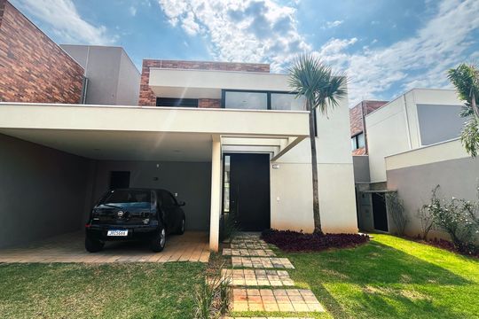 Casa de Condomínio à venda com 3 quartos, 220m² em Alphaville Dom Pedro, Campinas