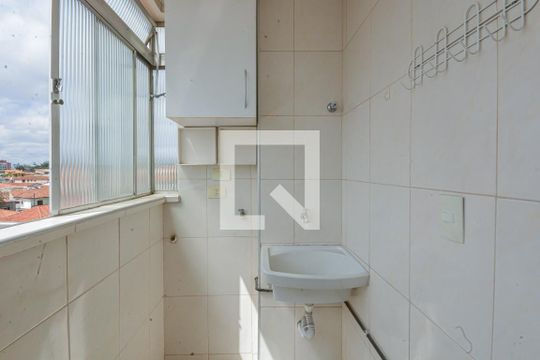 Área de serviço de apartamento para alugar com 2 quartos, 102m² em Campo Grande, São Paulo