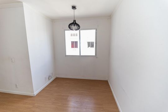Sala de apartamento à venda com 2 quartos, 45m² em Campo Grande, Rio de Janeiro