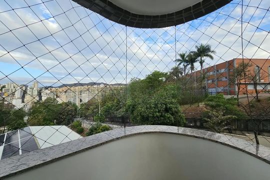 Varanda de apartamento para alugar com 3 quartos, 90m² em Santo Antônio, Belo Horizonte
