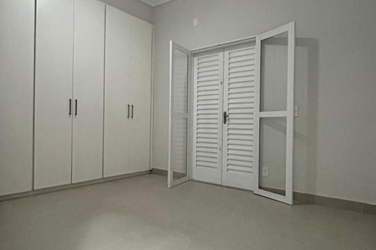 Quarto 1 de casa para alugar com 5 quartos, 389m² em Condominio Fazenda São Joaquim, Vinhedo