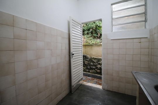 Casa para alugar com 1 quarto, 28m² em Freguesia (jacarepaguá), Rio de Janeiro