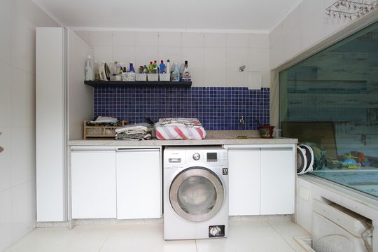 Área de Serviço de casa de condomínio para alugar com 3 quartos, 186m² em Buritis, Belo Horizonte