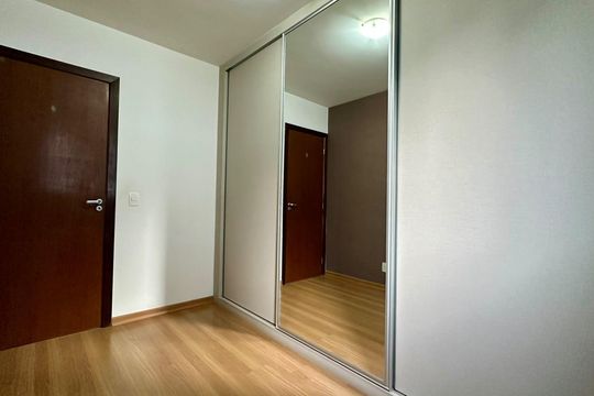 quarto 1 de apartamento à venda com 3 quartos, 106m² em Buritis, Belo Horizonte