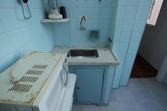 Cozinha de kitnet/studio para alugar com 1 quarto, 28m² em Boqueirão, Santos