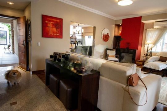 Casa à venda com 4 quartos, 460m² em Vista Alegre, Curitiba