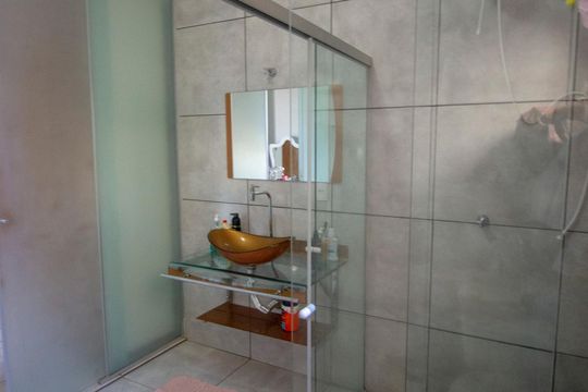 Casa à venda com 5 quartos, 300m² em Taguatinga Norte , Brasília