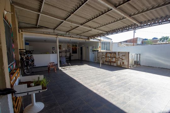 Casa à venda com 5 quartos, 300m² em Taguatinga Norte , Brasília