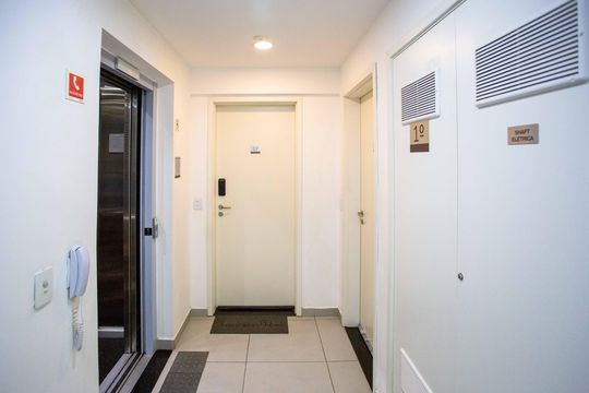 Hall de entrada de apartamento para alugar com 2 quartos, 55m² em Centro, Diadema