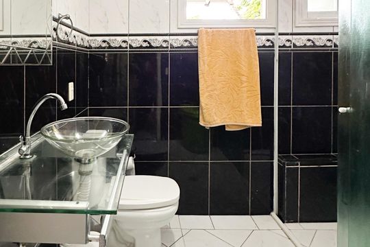 Banheiro Social de casa de condomínio para alugar com 3 quartos, 100m² em Jardim Valdibia, São Bernardo do Campo