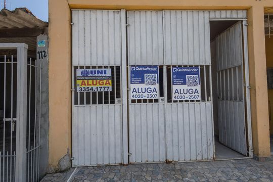 Placa de casa para alugar com 1 quarto, 60m² em Parque Imperial, Jacareí