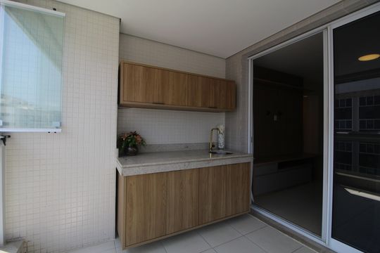 Sala - Varanda de apartamento para alugar com 2 quartos, 90m² em Barra Olímpica, Rio de Janeiro