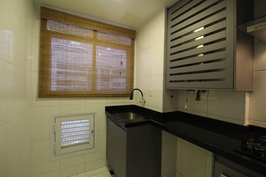 Área de Serviço de apartamento para alugar com 2 quartos, 90m² em Barra Olímpica, Rio de Janeiro