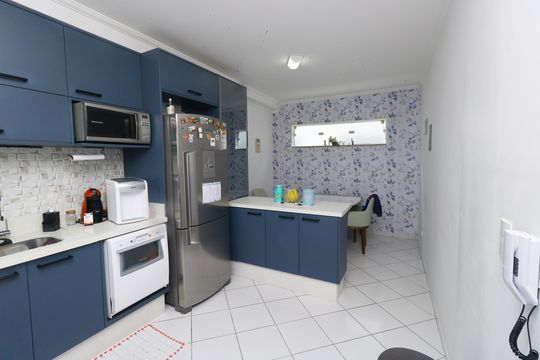 Cozinha de casa de condomínio à venda com 3 quartos, 137m² em Jardim Santo Antônio, Santo André