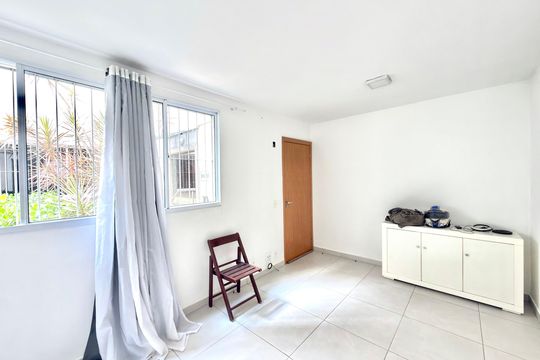Sala de apartamento à venda com 2 quartos, 45m² em Parque Maracana, Contagem