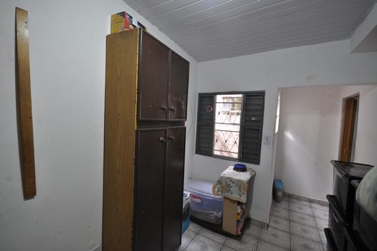 Quarto 4 de casa à venda com 4 quartos, 221m² em Vila Nelson, São Paulo