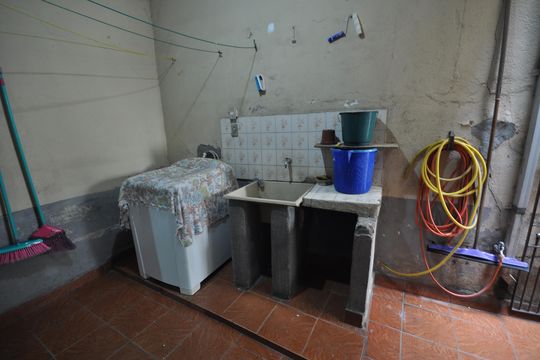Área de Serviço de casa à venda com 4 quartos, 221m² em Vila Nelson, São Paulo