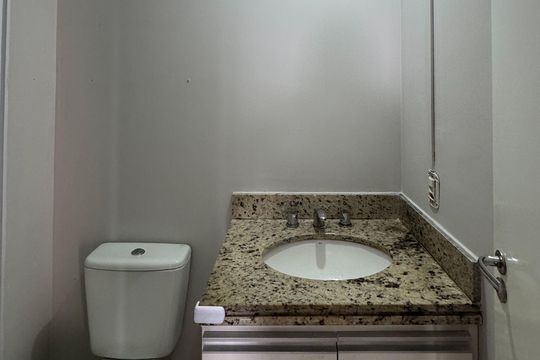 Banheiro Social de apartamento para alugar com 1 quarto, 42m² em Jardim Olavo Bilac, São Bernardo do Campo