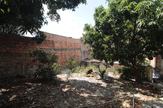 Quintal de casa para alugar com 3 quartos, 50m² em Planalto, Belo Horizonte